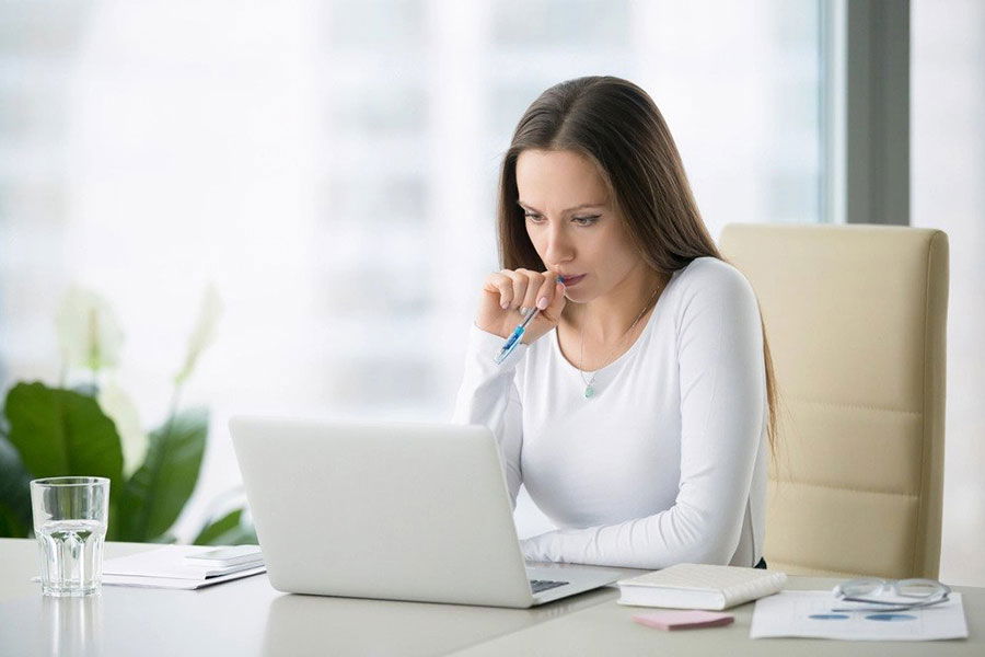 woman on laptop