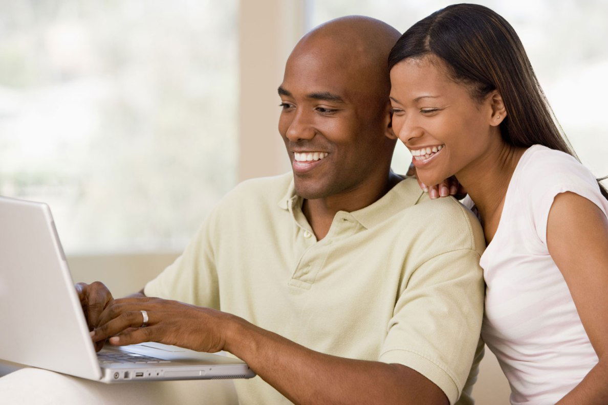 couple on laptop