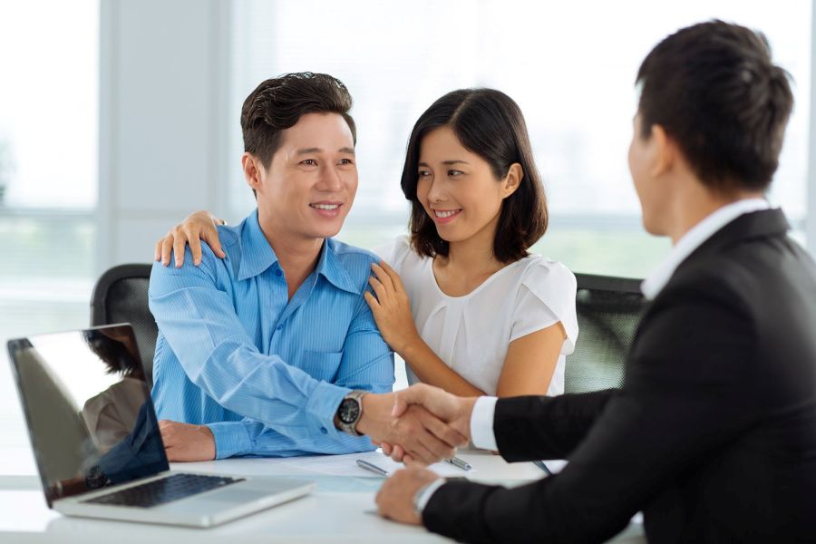 couple buying a home