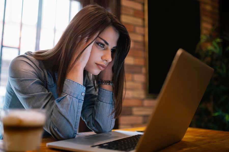 woman on laptop