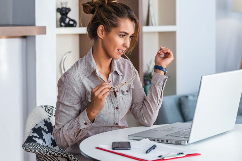 woman on laptop