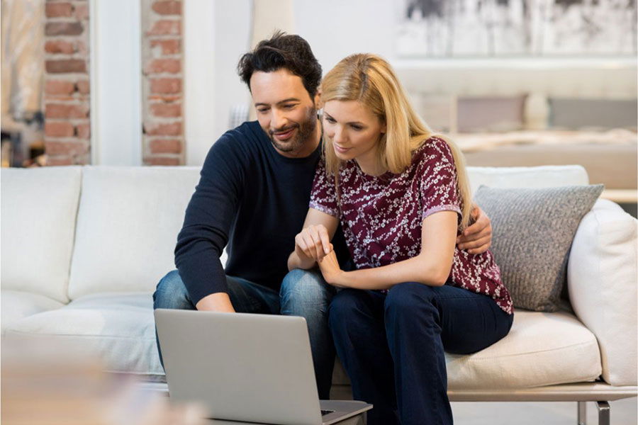 couple on laptop