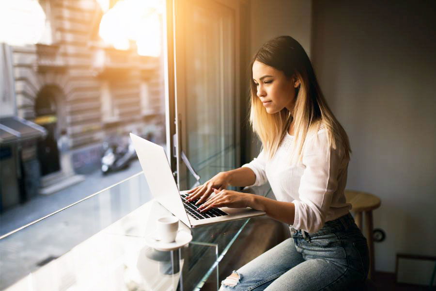 woman on laptop