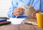 How to Budget With the Cash Envelope System
